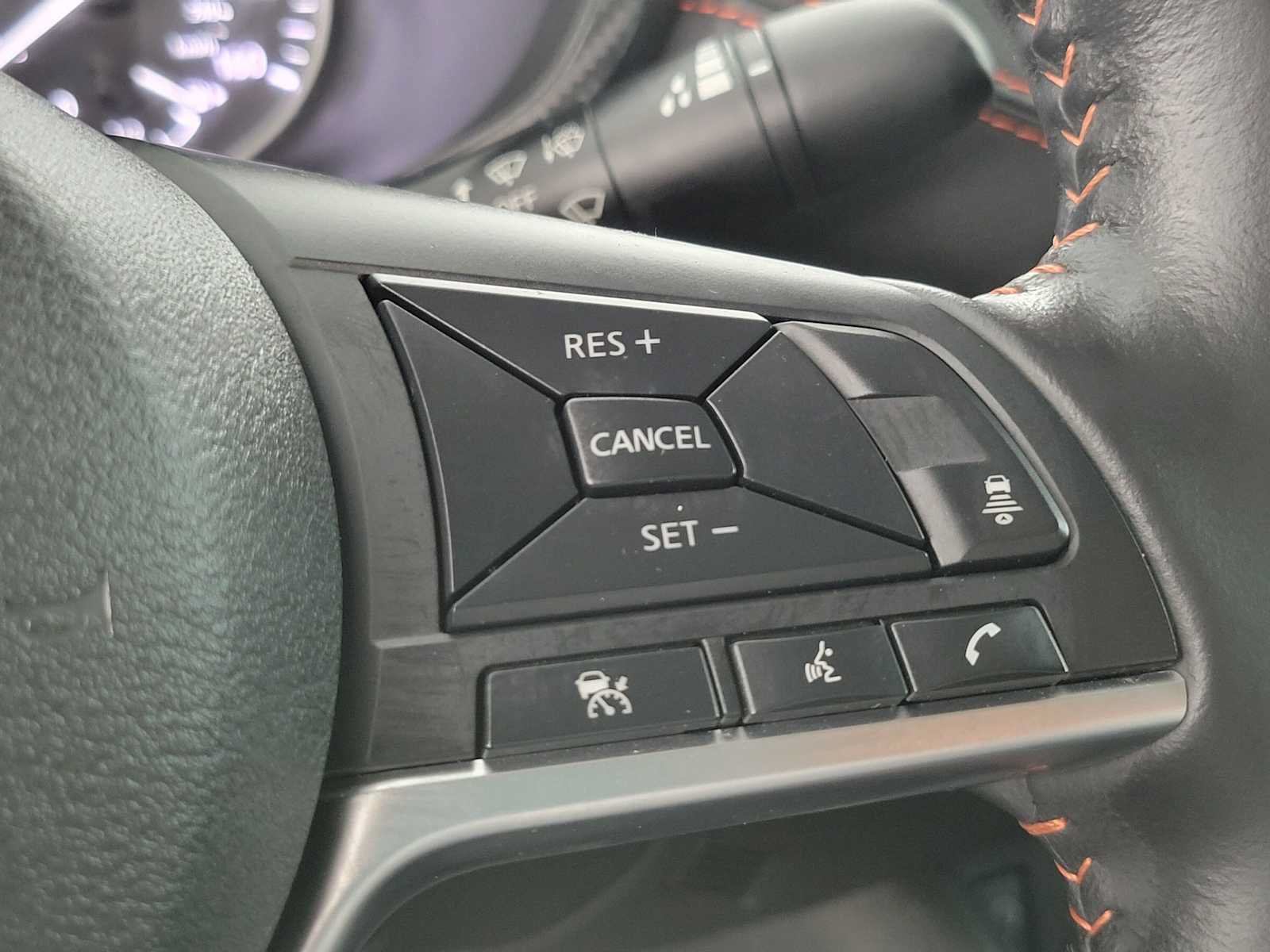 Used 2024 Nissan Sentra SR FWD image 38