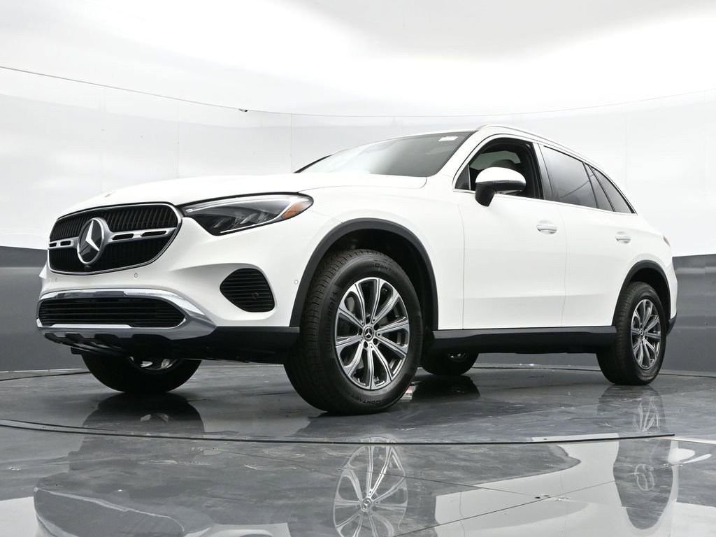 New 2025 Mercedes-Benz GLC 300 4MATIC image 42