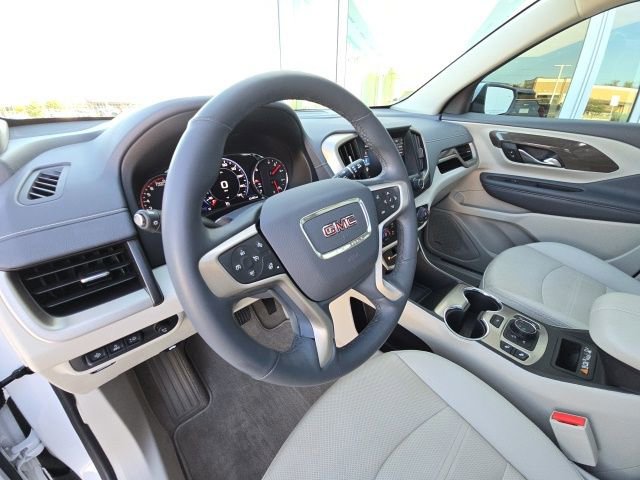 Used 2023 GMC Terrain Denali image 12