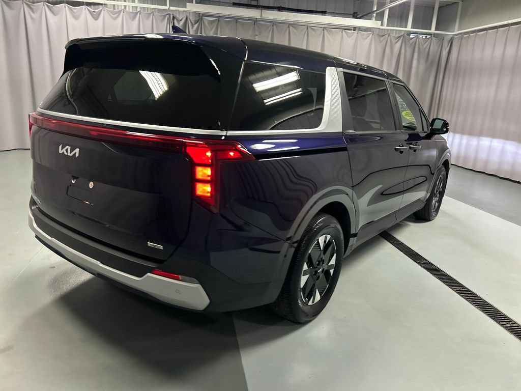 Used 2025 Kia Carnival LXS FWD image 7