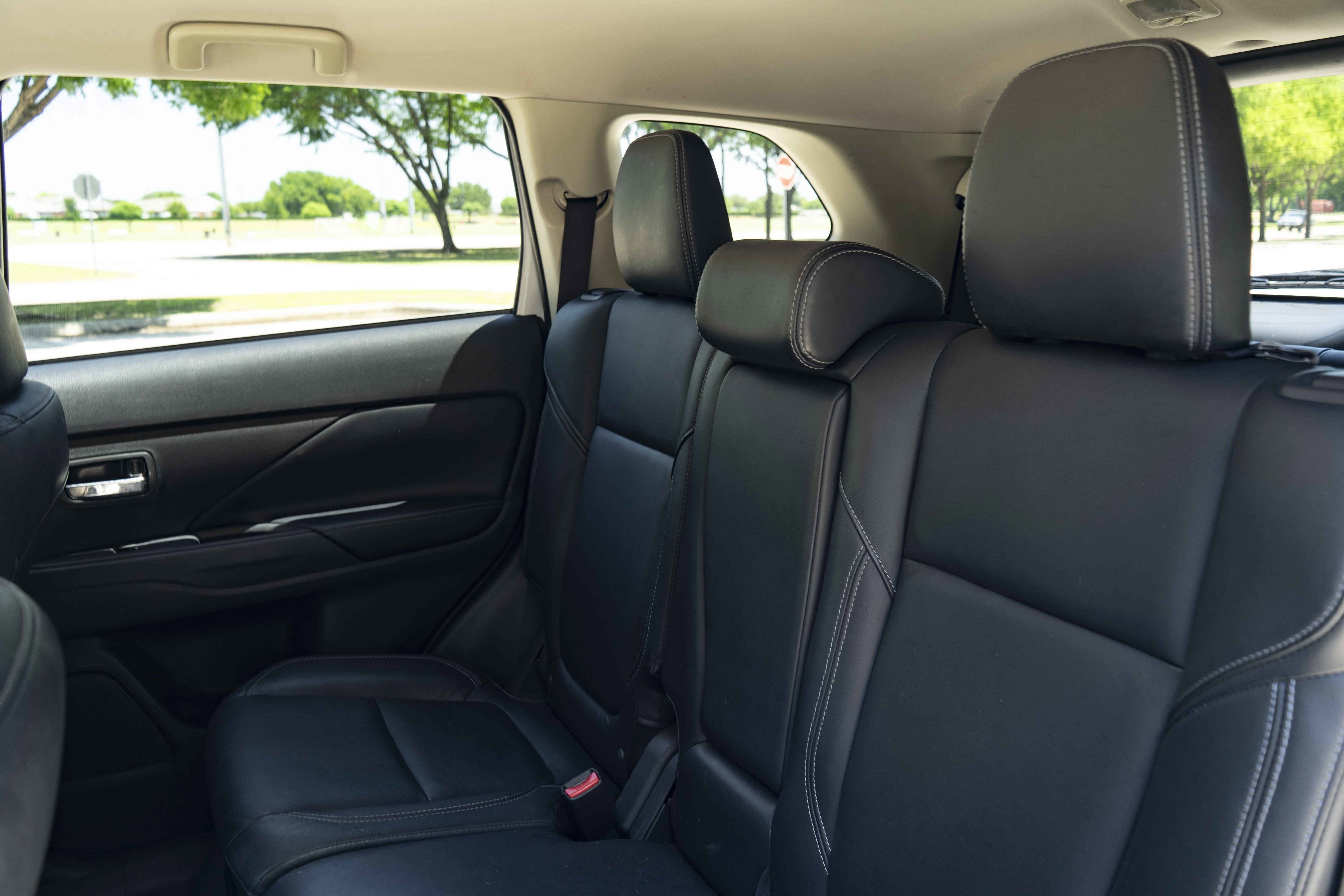 Used 2020 Mitsubishi Outlander SEL FWD image 18