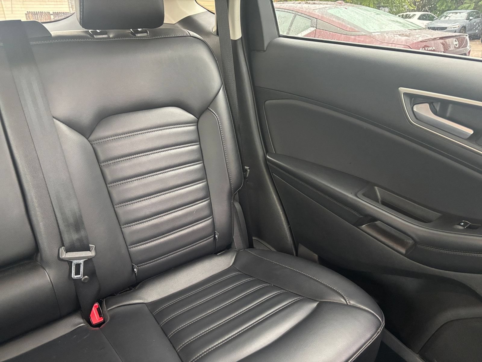 Used 2024 Ford Edge SEL AWD/4WD image 35