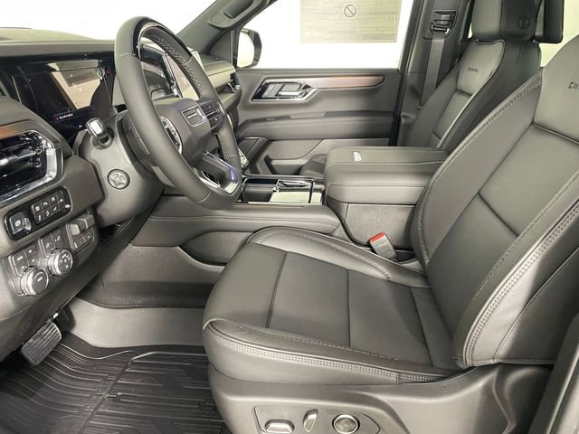 New 2026 GMC Yukon Denali w/ Denali Reserve Package AWD/4WD image 2