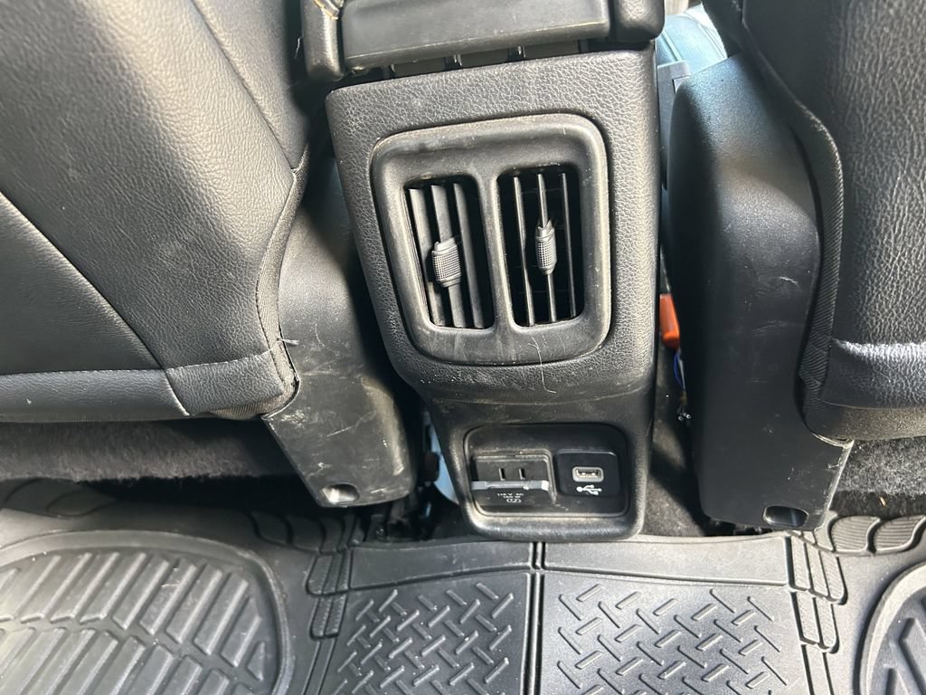 Used 2017 Jeep Compass Limited w/ Navigation Group AWD/4WD image 15