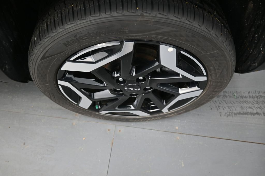 Used 2024 Kia Seltos SX AWD/4WD image 9
