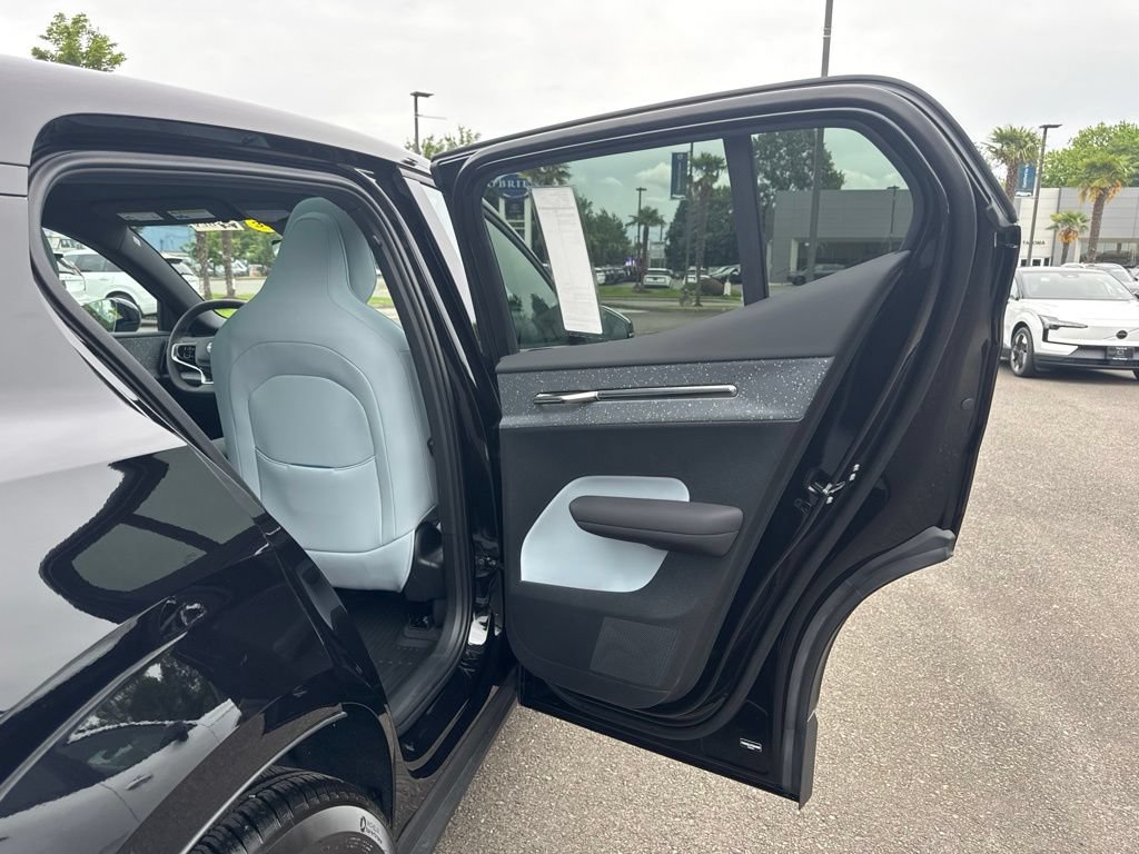 New 2026 Volvo EX30 Ultra w/ Protection Package Premier AWD/4WD image 17