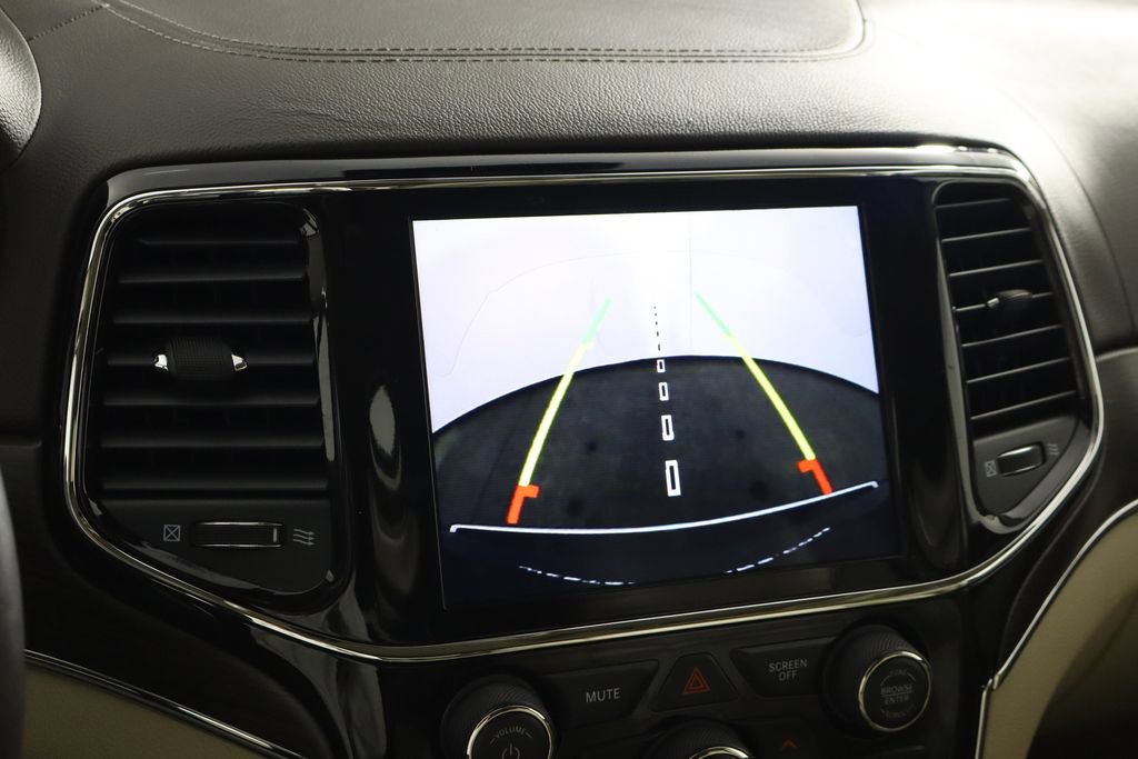 Used 2021 Jeep Grand Cherokee Overland image 32