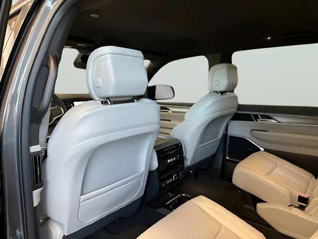 New 2026 Jeep Grand Wagoneer L 4WD image 16