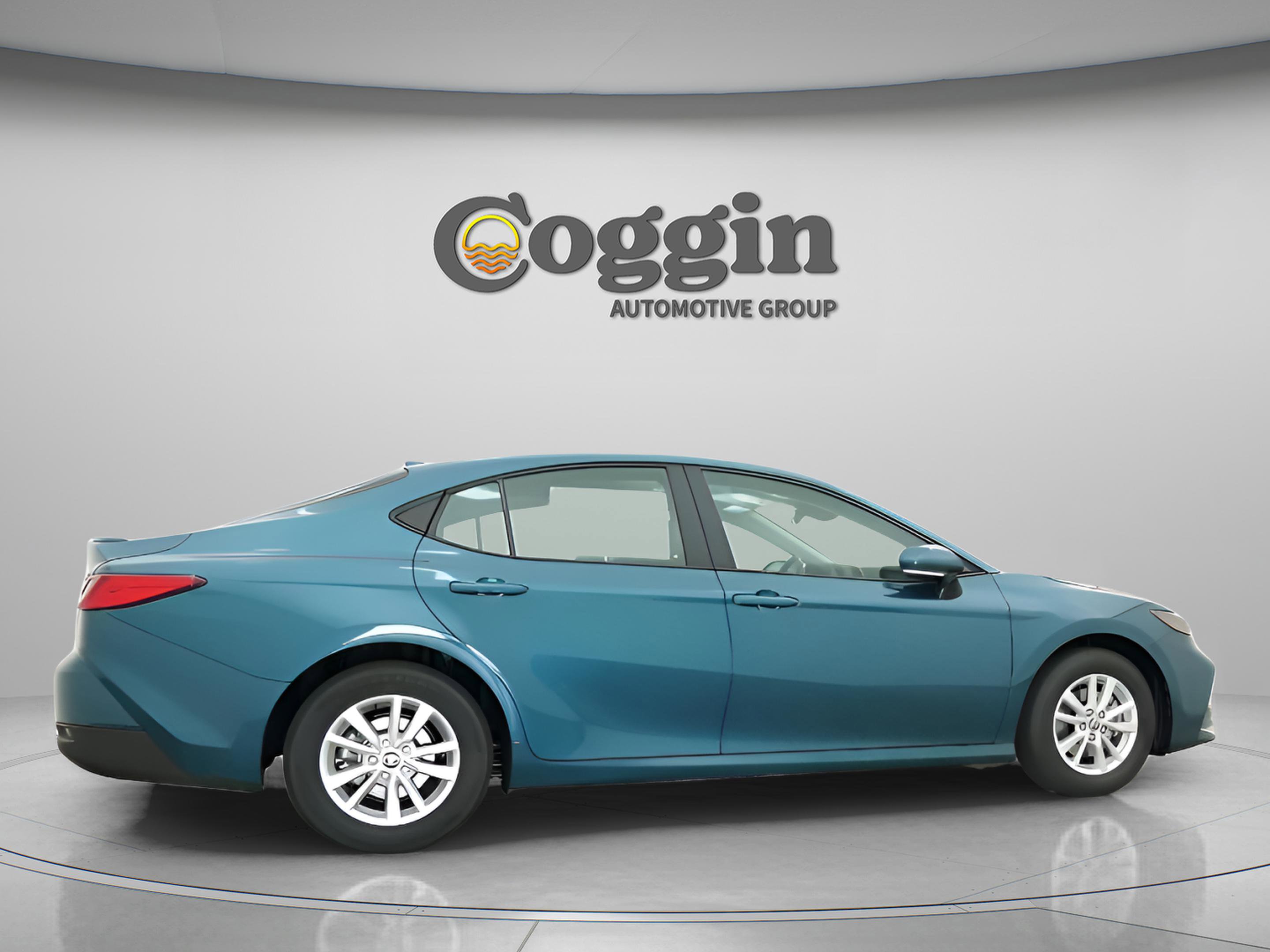 Used 2026 Toyota Camry LE w/ Convenience Package FWD image 20
