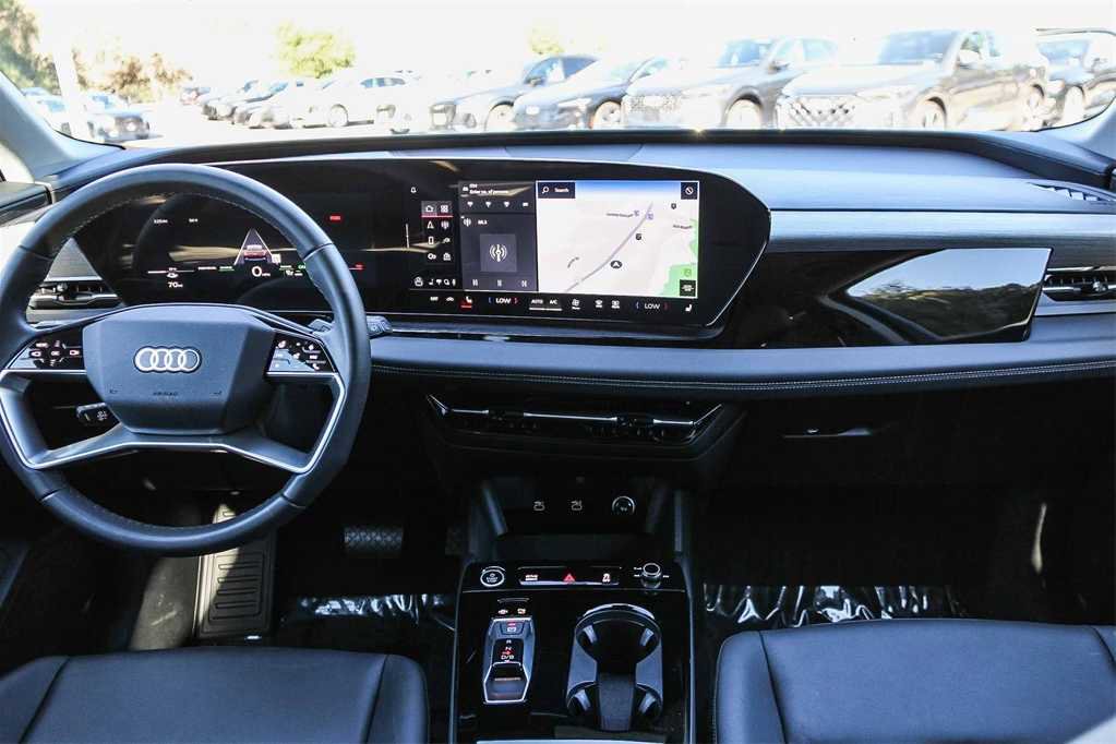Used 2025 Audi Q6 e-tron Premium w/ Convenience Package image 13