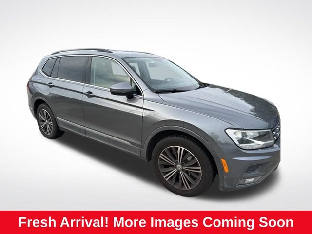 Used 2018 Volkswagen Tiguan SE w/ 18" Alloy Wheels Package FWD 360° Tour