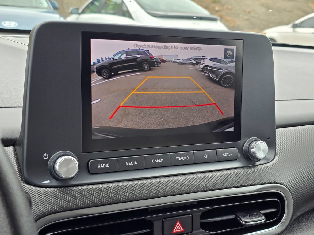 Used 2023 Hyundai Kona SE FWD image 21