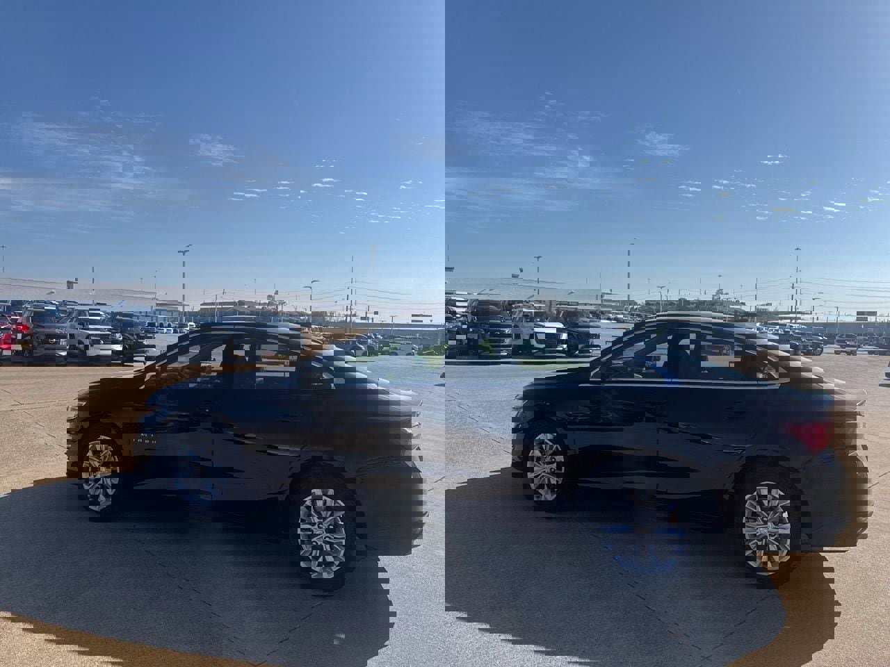 Used 2025 Chevrolet Malibu LT image 14