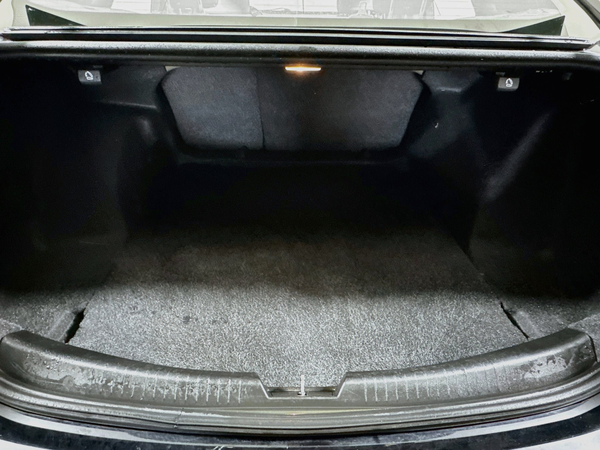 Used 2020 Chevrolet Malibu LT FWD image 23