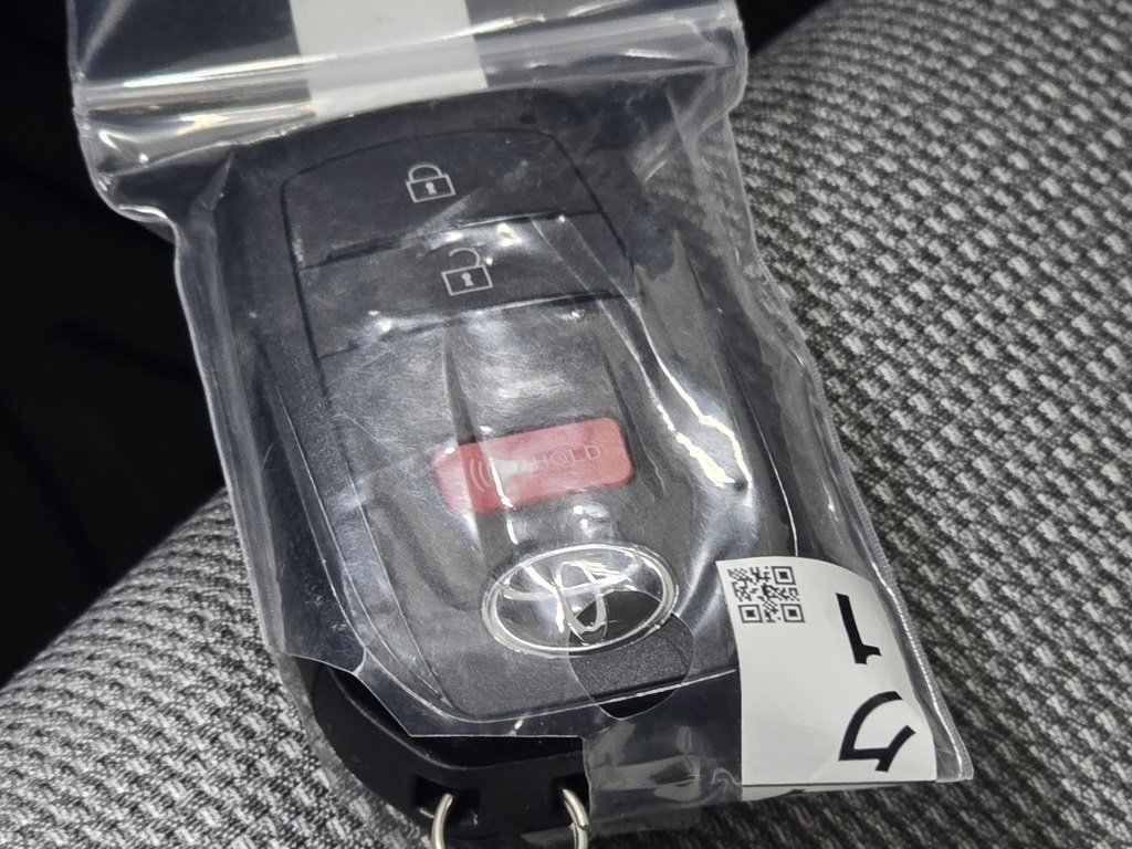 New 2026 Toyota Prius LE image 33