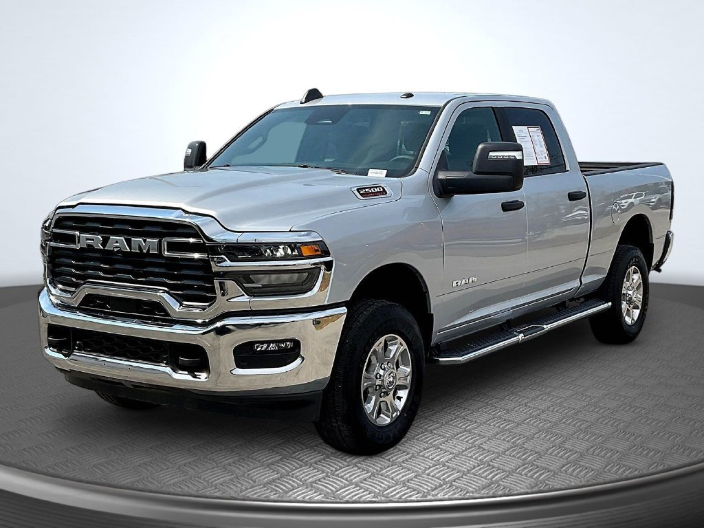 Used 2026 RAM 2500 Big Horn AWD/4WD image 3