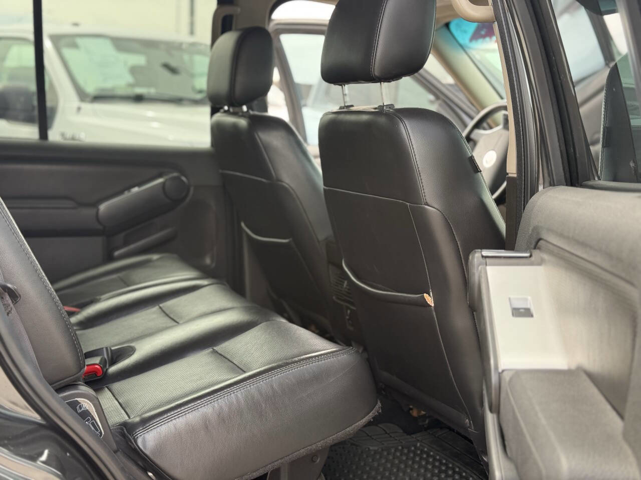 Used 2007 Mercury Mountaineer AWD image 6