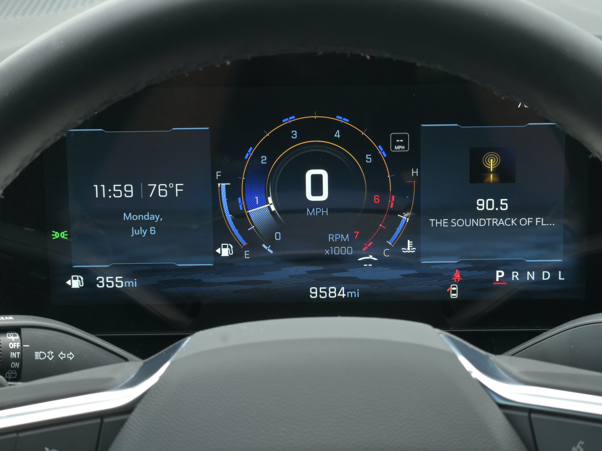 Used 2026 Chevrolet Equinox LT FWD image 27