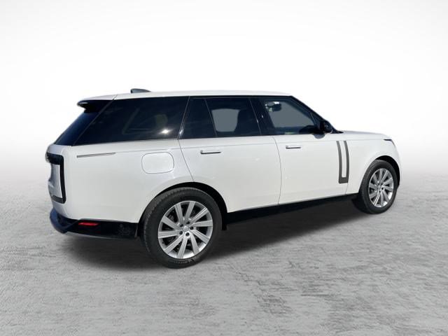 Used 2024 Land Rover Range Rover SE image 7