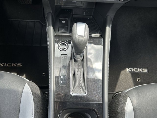 Used 2024 Nissan Kicks SR w/ SR Premium Package image 22
