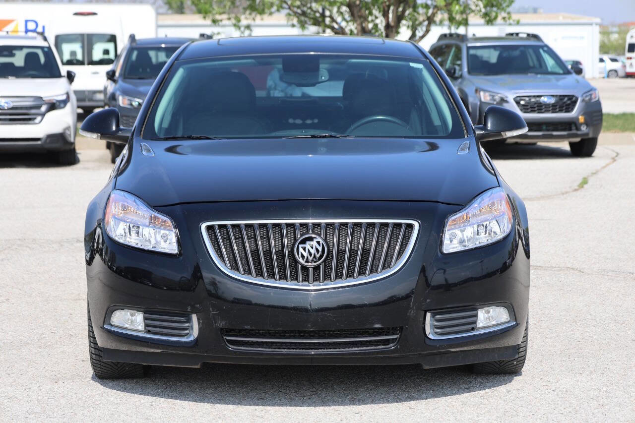 Used 2013 Buick Regal Leather FWD image 5