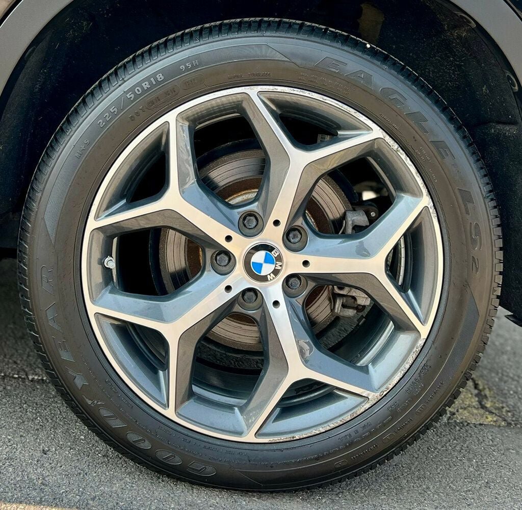 Used 2017 BMW X1 xDrive28i AWD/4WD image 27