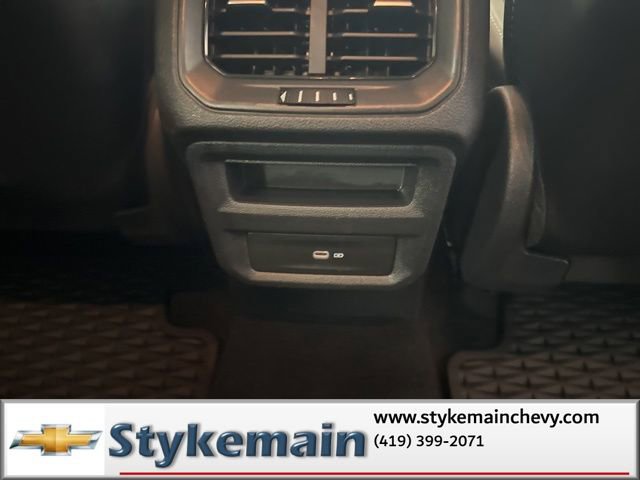 Used 2022 Volkswagen Taos SEL image 17