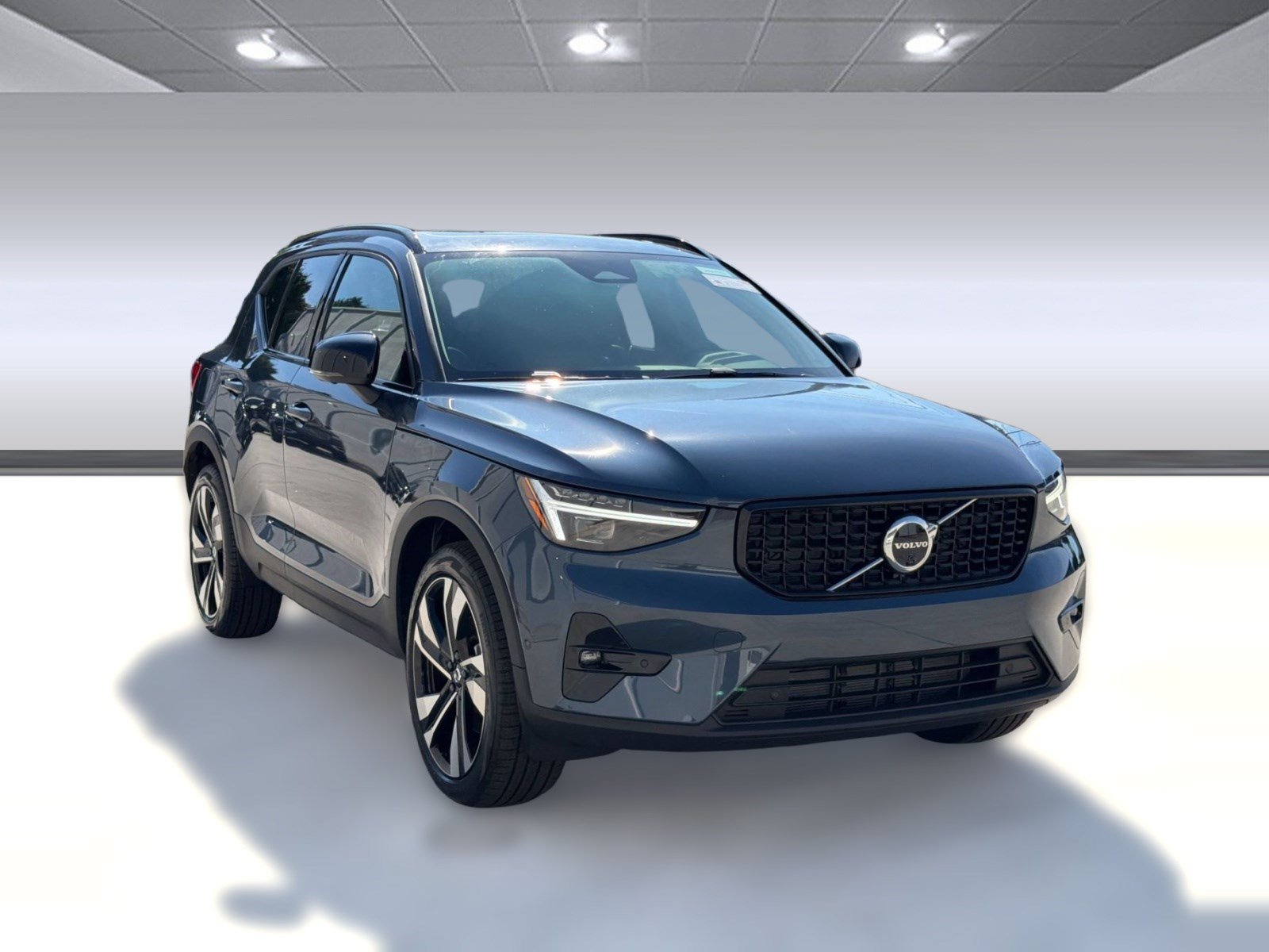 New 2026 Volvo XC40 B5 Ultra w/ Protection Package Premier AWD/4WD image 7