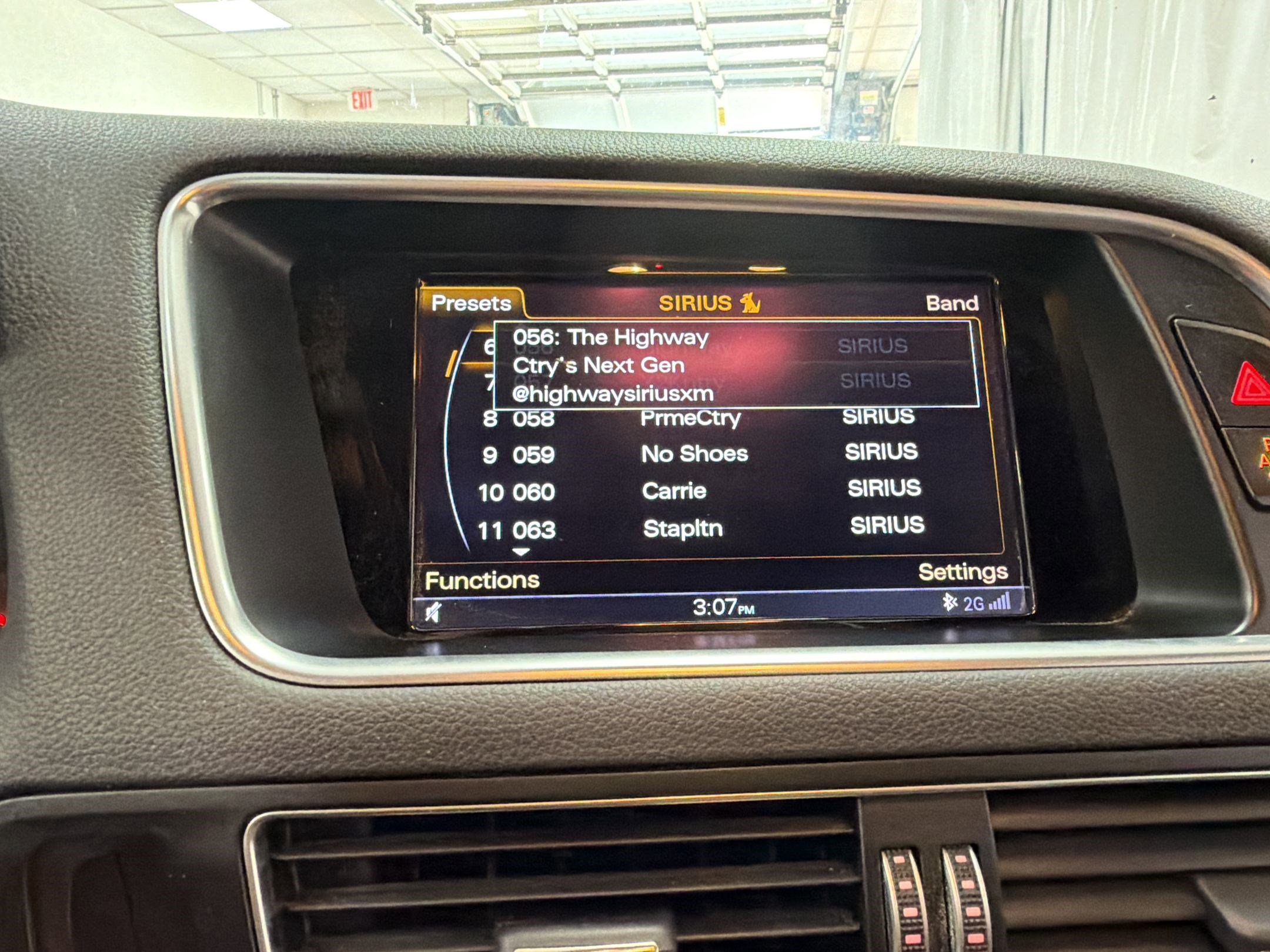 Used 2016 Audi Q5 3.0T Premium Plus w/ Technology Package image 21