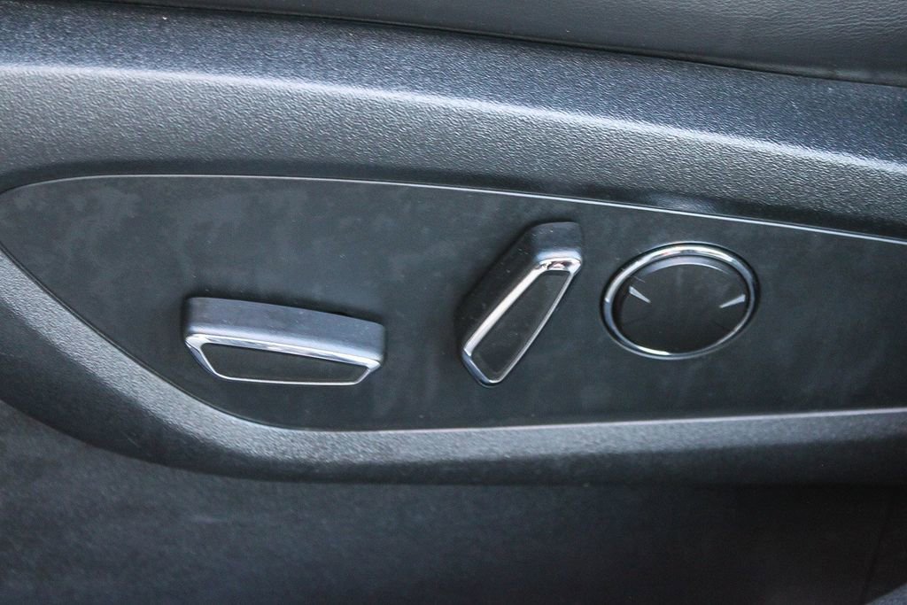 Used 2016 Lincoln MKX Select w/ Select Plus Package image 26