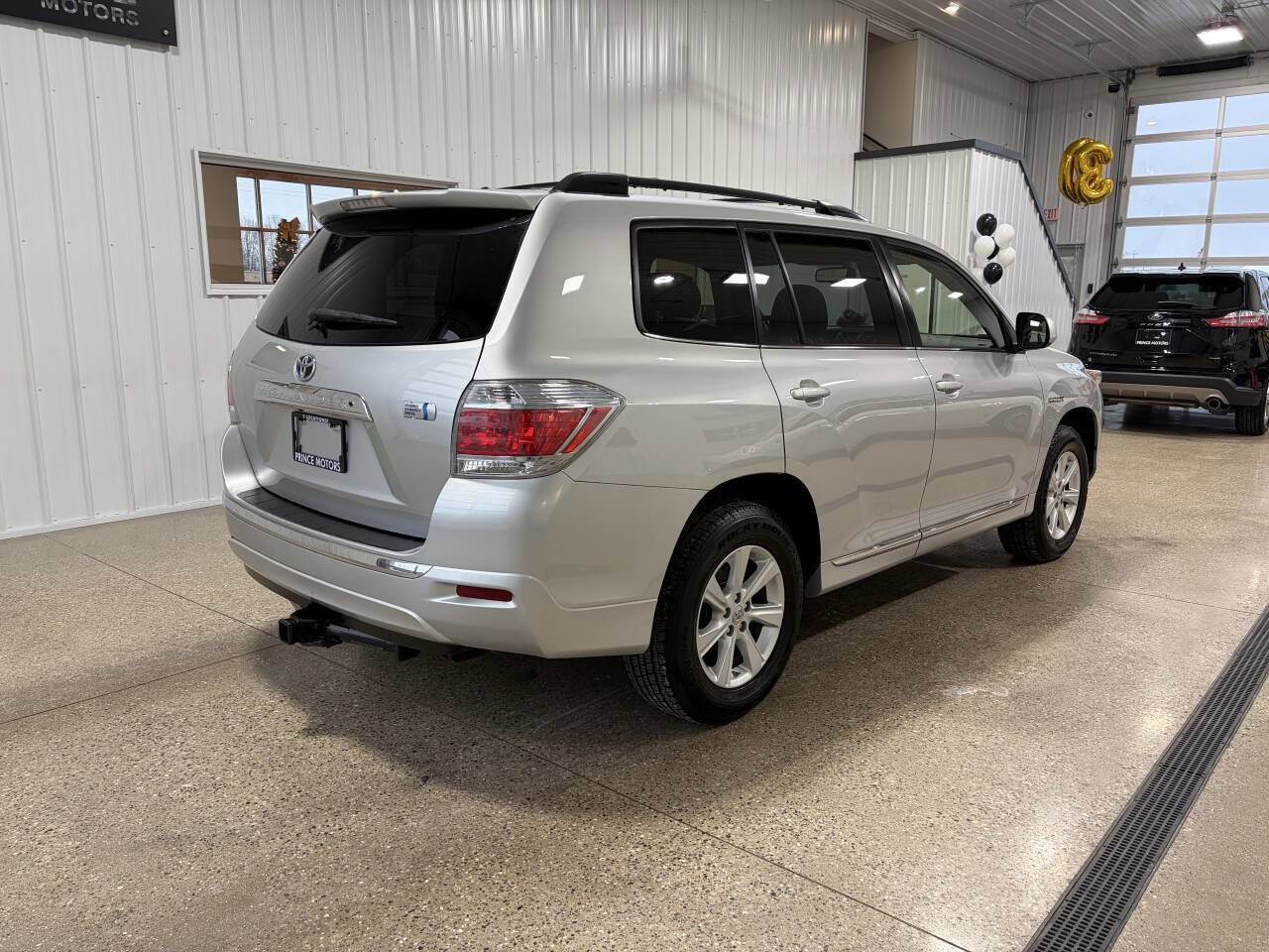 Used 2013 Toyota Highlander 4WD Hybrid image 4