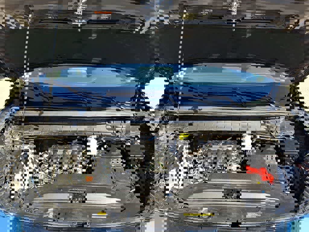 Used 2024 Nissan Pathfinder SV image 29