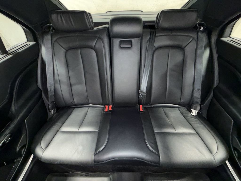 Used 2017 Lincoln Continental Reserve w/ Rear-seat Package image 26