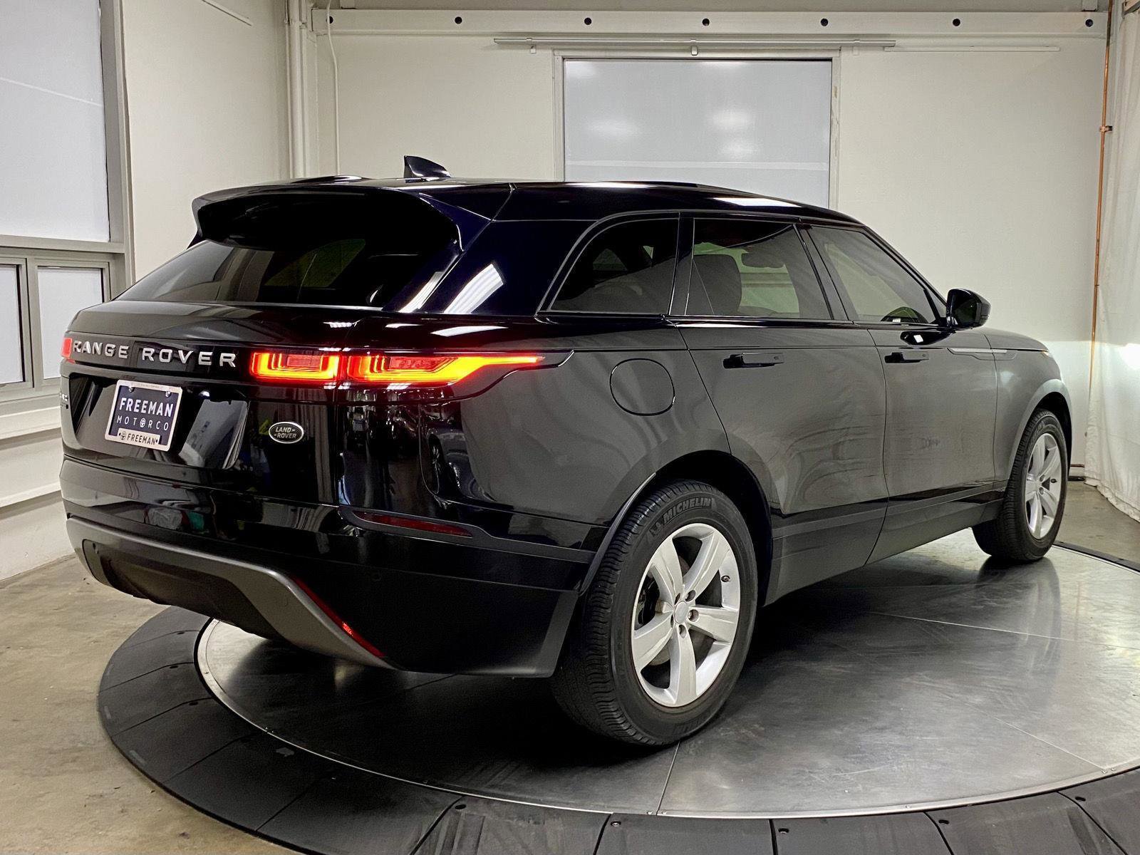 Used 2018 Land Rover Range Rover Velar S AWD/4WD image 9