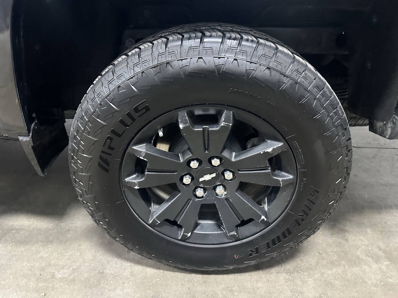 Used 2021 Chevrolet Colorado Z71 w/ Z71 Midnight Edition AWD/4WD image 8