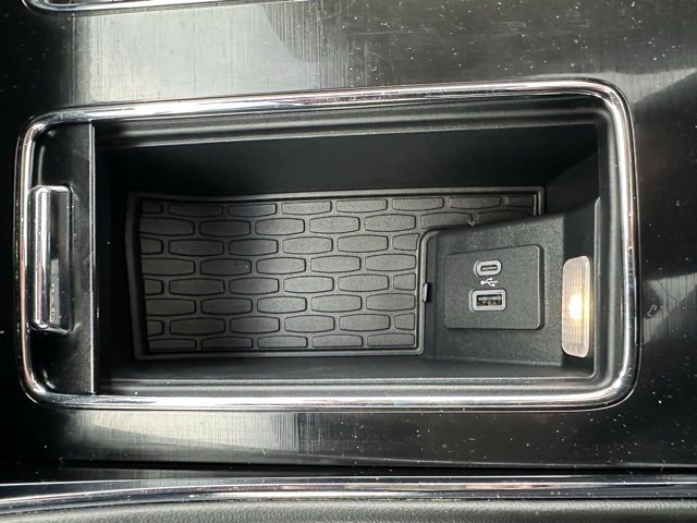 Used 2023 Lincoln Aviator AWD w/ Premium Package image 38