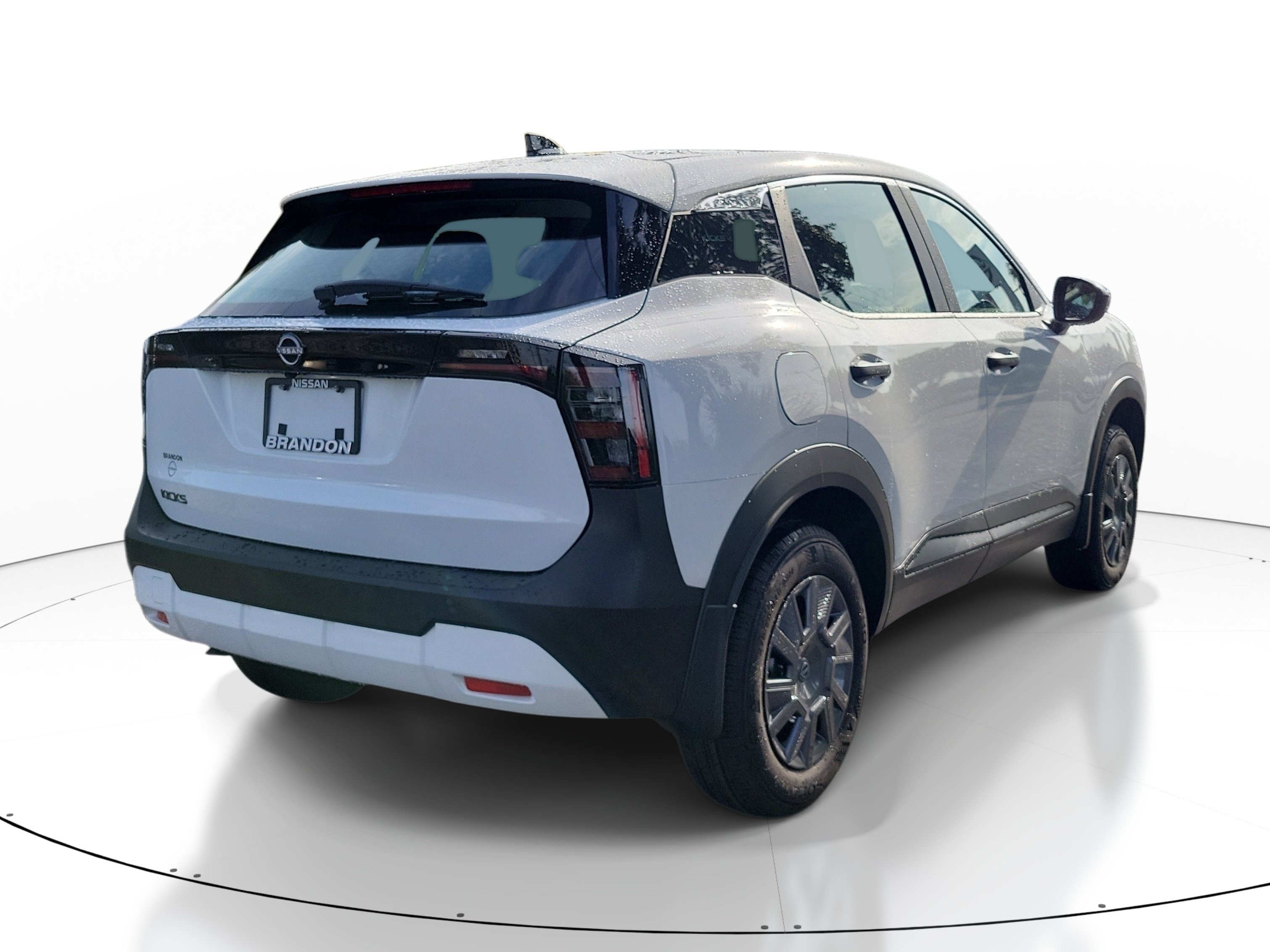 New 2027 Nissan Kicks S FWD image 7