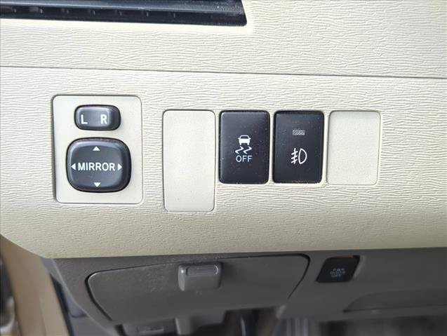 Used 2012 Toyota Sienna LE FWD image 11
