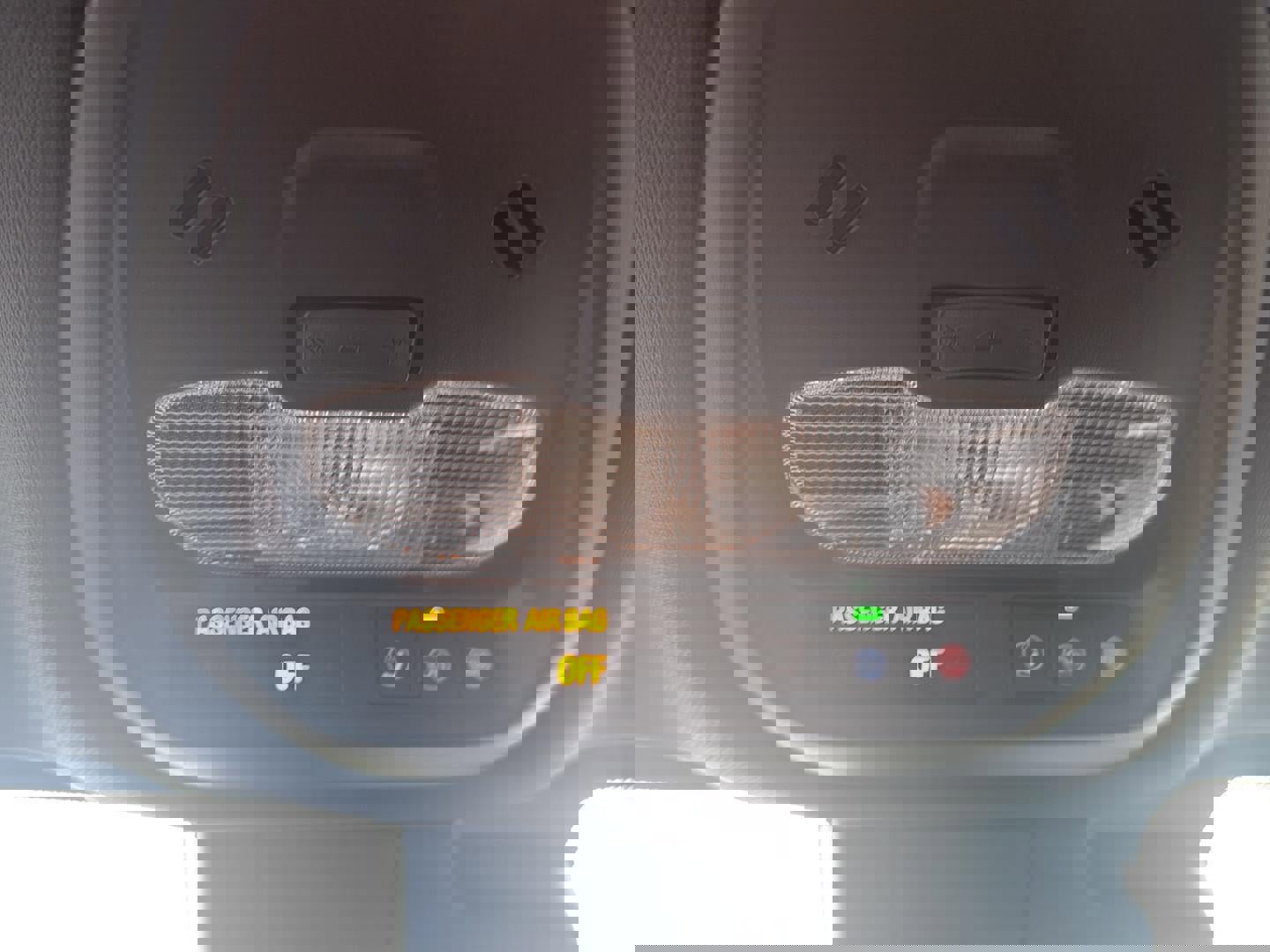 Used 2025 Buick Envista Sport Touring w/ Convenience I Package image 22