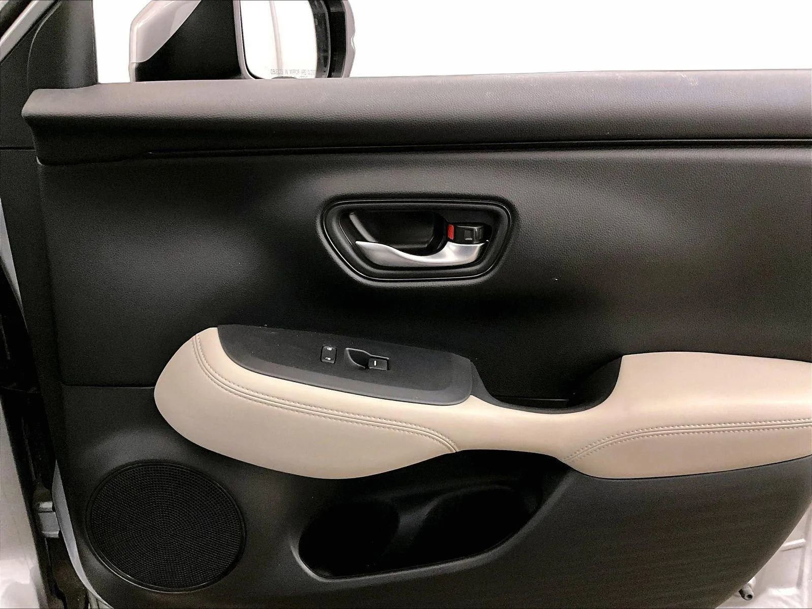 Used 2024 Honda HR-V LX image 23