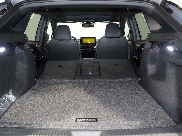 Used 2024 Volkswagen ID.4 S image 40