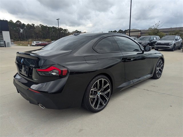 Used 2023 BMW 230i Coupe w/ Premium Package image 3