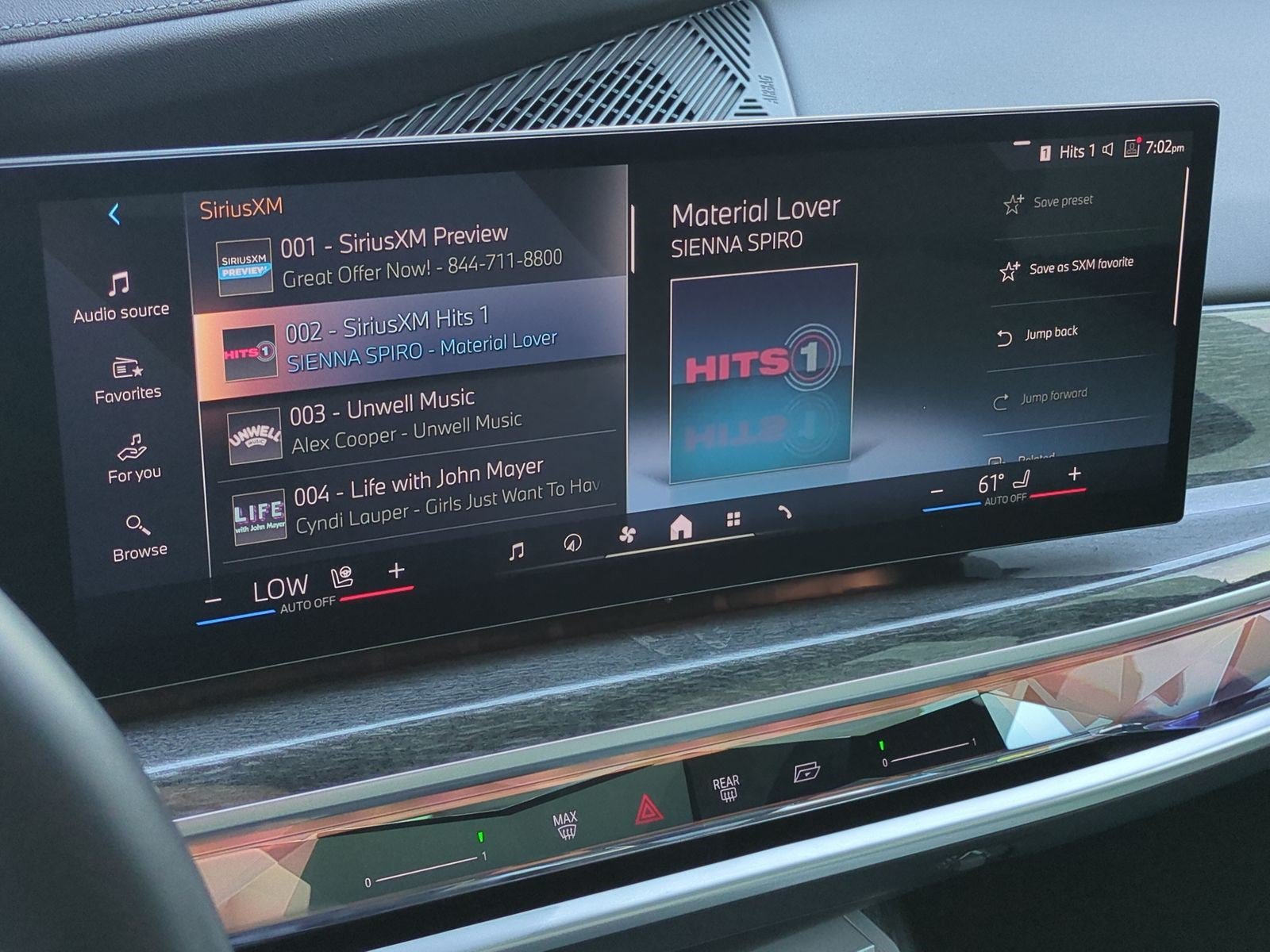 Certified 2024 BMW i7 eDrive50 w/ M Sport Package RWD image 23
