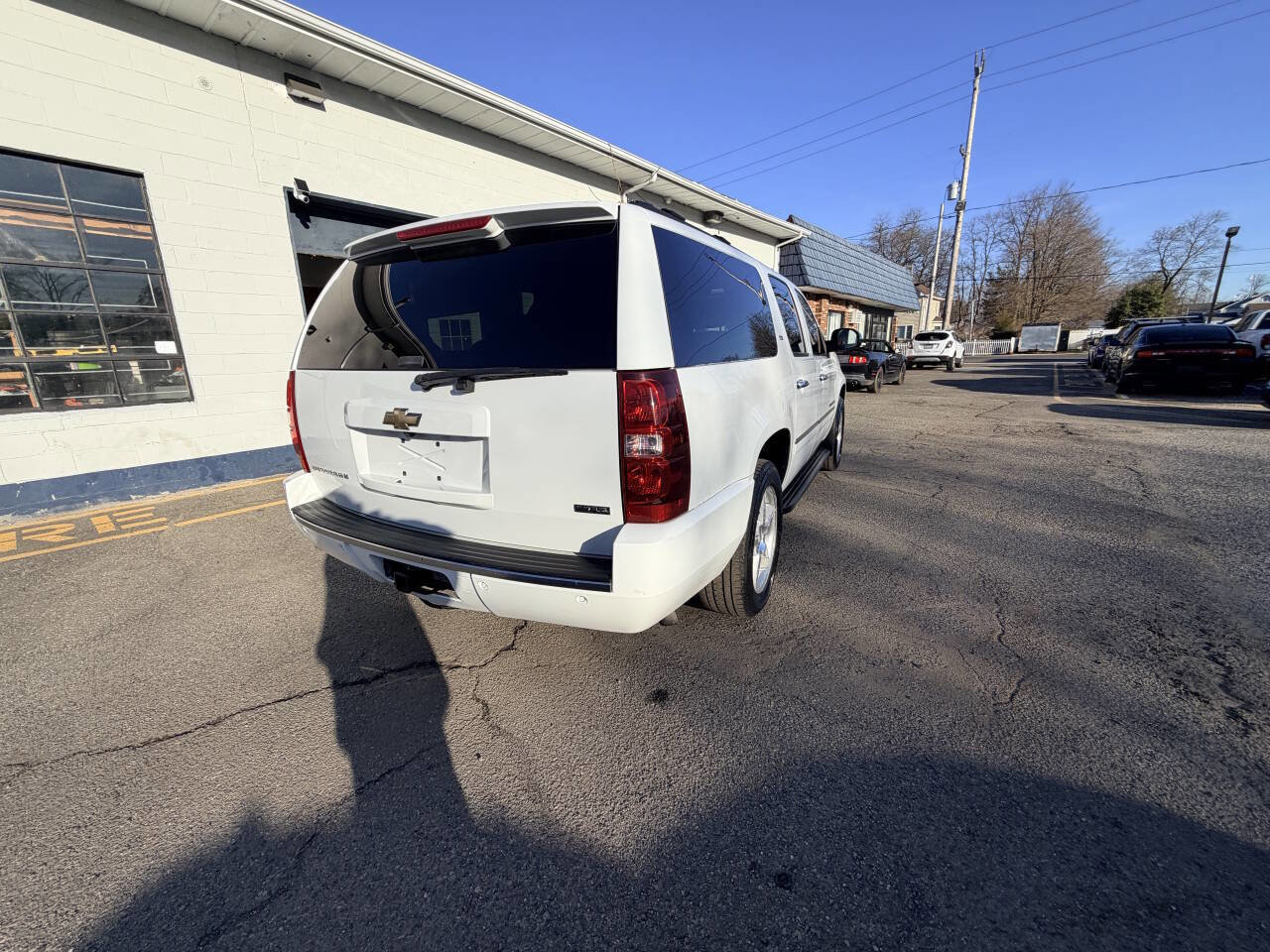 Used 2009 Chevrolet Suburban LTZ image 50