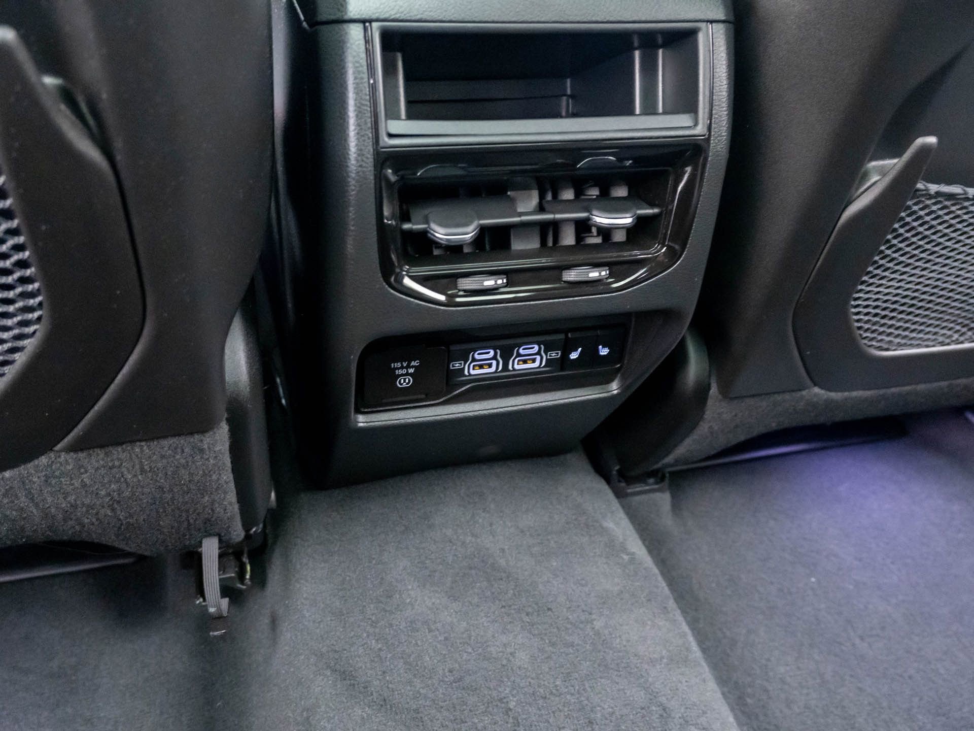 Used 2023 Jeep Grand Cherokee Overland image 23