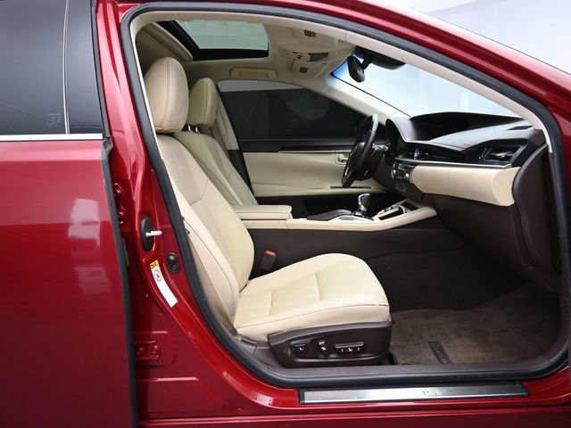 Used 2017 Lexus ES 350 w/ Luxury Package image 42