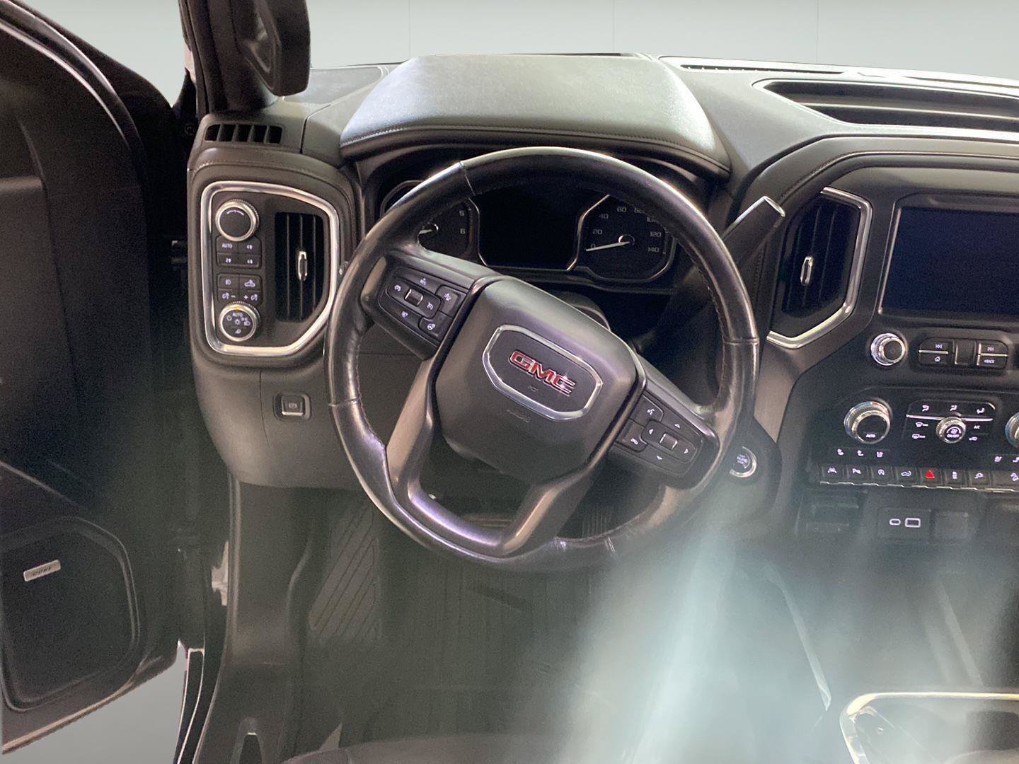 Used 2019 GMC Sierra 1500 AT4 w/ AT4 Premium Package AWD/4WD image 31