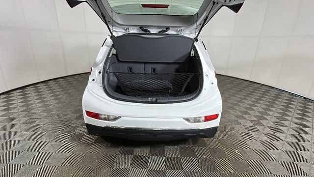 Used 2020 Chevrolet Bolt Premier w/ Infotainment Package FWD image 27