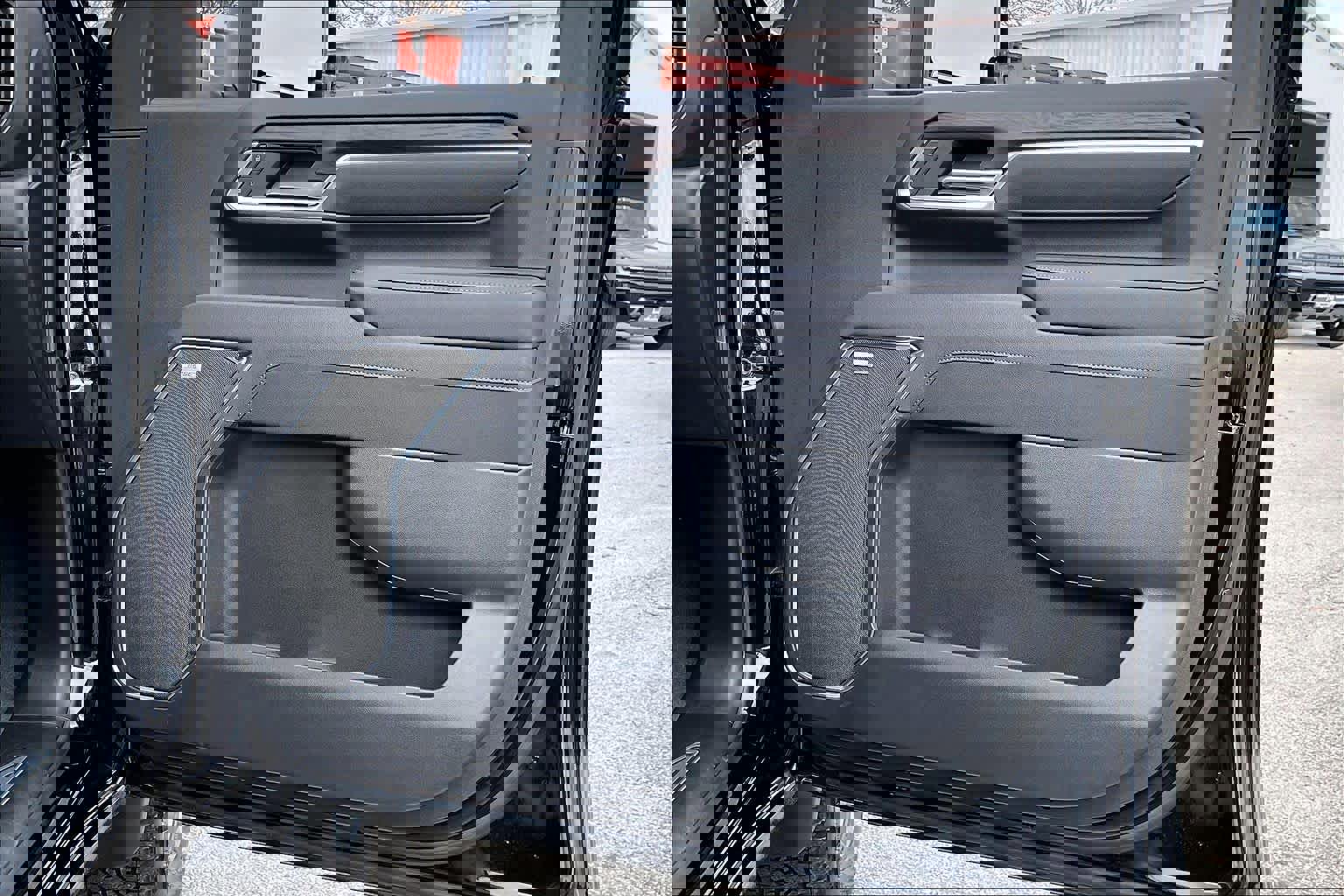 Used 2025 GMC Sierra 2500 SLT w/ Texas SLT Premium Package image 22