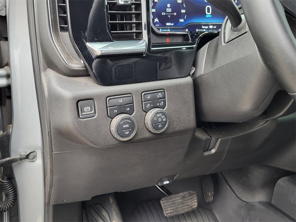 Used 2025 Chevrolet Silverado 2500 LT w/ Texas Edition image 18